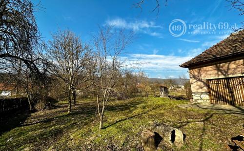 MAĎARSKO -  ZNÍŽENÁ CENA - KOMJÁTI 4 IZBOVÝ RD S GARÁŽOU