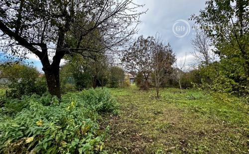 DRIENOVEC - STAVEBNÝ POZEMOK 1.000 M2 NA KĽUDNOM MIESTE V LOKALITE NOVÝCH RD.