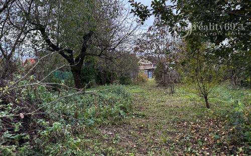 DRIENOVEC - STAVEBNÝ POZEMOK 1.000 M2 NA KĽUDNOM MIESTE V LOKALITE NOVÝCH RD.