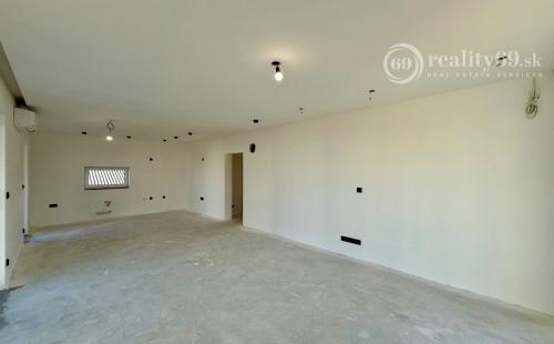 HANISKA - PEKNÝ RODINNÝ DOM NA KĽÚČ NOVOSTAVBA 4 IZBOVÉHO BUNGALOVU V NOVEJ LOKALITE.