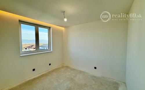 HANISKA - PEKNÝ RODINNÝ DOM NA KĽÚČ NOVOSTAVBA 4 IZBOVÉHO BUNGALOVU V NOVEJ LOKALITE.