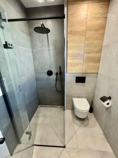 REZERVOVANÉ - HANISKA - KVALITNÁ NOVOSTAVBA 4 IZBOVÉHO RD, GARÁŽOVÉ STÁTIE, TERASA.