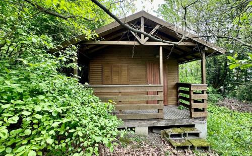 FURČA - STAVEBNÝ POZEMOK 567 M2, PRI OBYTNOM SÚBORE NA HORE.