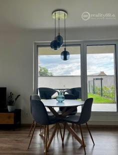 SEVER - ALBELLI - NOVOSTAVBA 2 IZBOVÝ KOMPLETNE ZARIADENÝ TEHLOVÝ BYT.