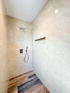 JANOVÍK NOVOSTAVBA 3 IZBOVÝ RD, TERASA, PIVNICA