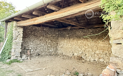 MAĎARSKO - HEJCE PEKNÝ 3 IZBOVÝ RODINNÝ DOM NA VEĽKOM POZEMKU