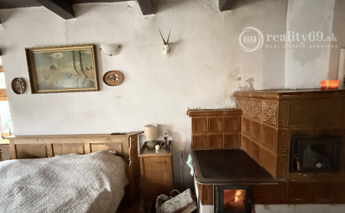 MAĎARSKO - HEJCE PEKNÝ 3 IZBOVÝ RODINNÝ DOM NA VEĽKOM POZEMKU