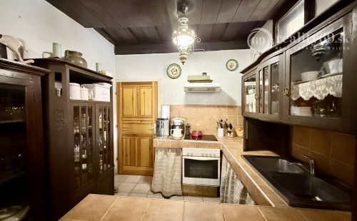 MAĎARSKO - HEJCE PEKNÝ 3 IZBOVÝ RODINNÝ DOM NA VEĽKOM POZEMKU