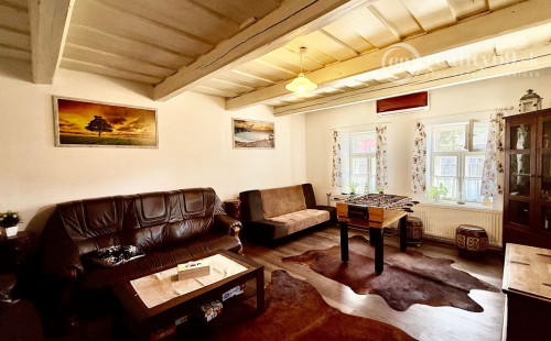 MAĎARSKO - MÉRA PEKNÝ GAZDOVSKÝ RD PO REKONŠTRUKCII.