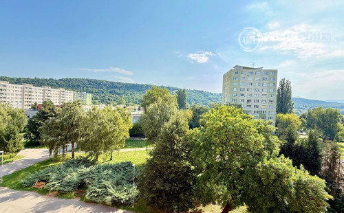 JAZERO - BUKOVECKÁ 1,5 IZBOVÝ BYT 40M2