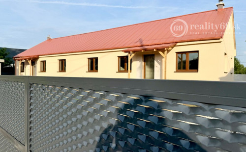 MAĎARSKO - TORNYOSNÉMETI NOVOSTAVBA 4 IZBOVÉHO RD 118 M2, POZEMOK 700M2