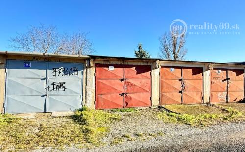 KOŠICE JUH - GARÁŽ PRI MALEJ STANICI 18 M2