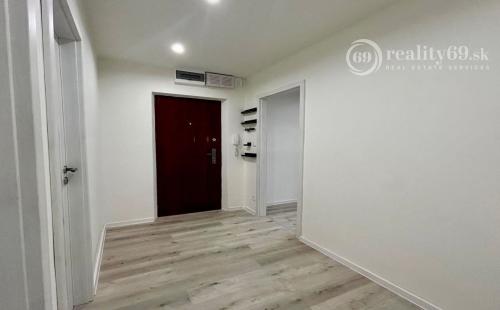 TERASA - KYSUCKÁ 3 IZBOVÝ BYT PO KOMPLETNEJ REKONŠTRUKCII