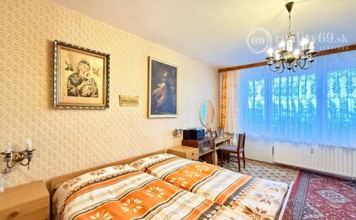 JAZERO - LADOŽSKÁ 2 IZBOVÝ BYT 49 M2, VÝBORNÝ STAV.