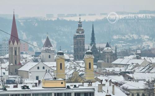 KARPATSKÁ - 2 IZBOVÝ BYT ZARIADENÝ IHNEĎ K DISPOZÍCII