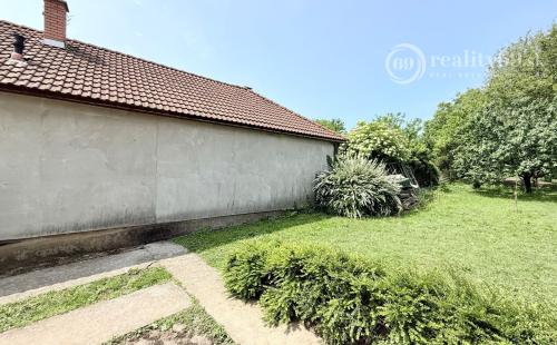 MAĎARSKO FORRÓ - SUPER 5 IZBOVÝ RD SO ZÁHRADOU