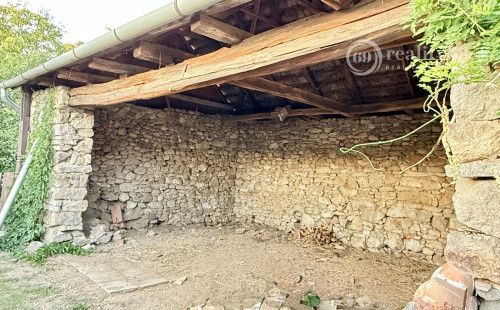 MAĎARSKO - HEJCE PEKNÝ 3 IZBOVÝ RODINNÝ DOM NA VEĽKOM POZEMKU