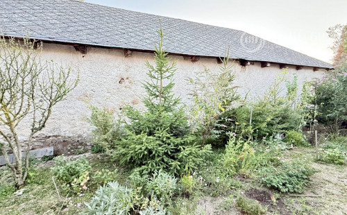 MAĎARSKO - HEJCE PEKNÝ 3 IZBOVÝ RODINNÝ DOM NA VEĽKOM POZEMKU