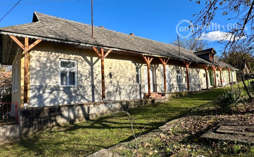 MAĎARSKO - TORNASZENTANDRÁS - PEKNÝ 3 IZBOVÝ DOM, LETNÁ KUCHYŇA.