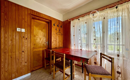 MAĎARSKO - TERESZTENYE  2 IZBOVÝ  RODINNÝ DOM S LETNOU KUCHYŇOU NA POZEMKU 2552 M2