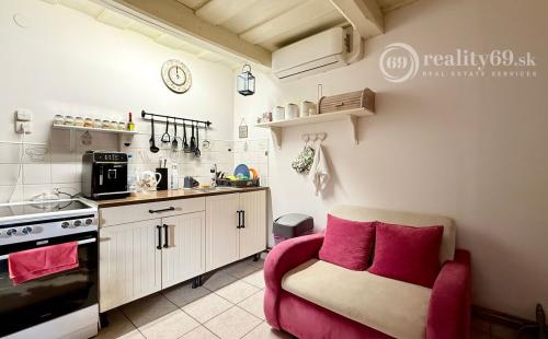 MAĎARSKO - MÉRA PEKNÝ GAZDOVSKÝ RD PO REKONŠTRUKCII.