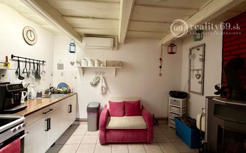 MAĎARSKO - MÉRA PEKNÝ GAZDOVSKÝ RD PO REKONŠTRUKCII.