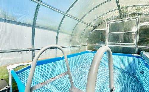 MAĎARSKO - MÉRA PEKNÝ GAZDOVSKÝ RD PO REKONŠTRUKCII.