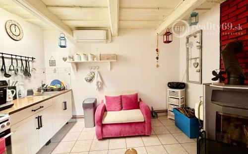 MAĎARSKO - MÉRA PEKNÝ GAZDOVSKÝ RD PO REKONŠTRUKCII.