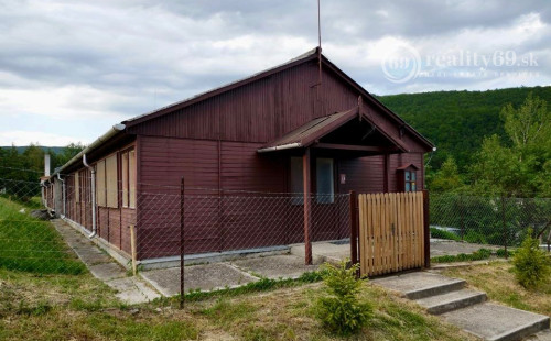 NOVÁ CENA - MAĎARSKO - HOLLÓHÁZA OBYTNÝ UBYTOVACÍ KOMPLEX PRE 60 ĽUDÍ