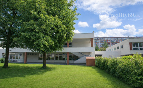 CENTRUM MESTA - TIP TOP OBCHODNÉ PRIESTORY NOVA ADRESA VÁŠHO PODNIKANIA