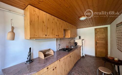 MAĎARSKO - BORSODIVÁNKA KRÁSNÝ SEDLIACKÝ DOM PO KOMPLETNEJ REKONŠTRUKCII.