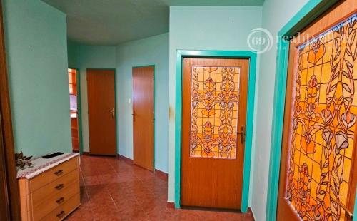 CENTRUM MESTA JÁNOŠÍKOVÁ 3 IZBOVÝ ZARIADENÝ BYT