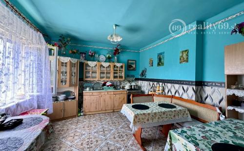 MAĎARSKO - SZENDRO -  ZNÍŽENÁ CENA 2 IZBOVÝ RODINNÝ DOM NA TICHEJ ULICI S DOBRÝMI SUSEDMI