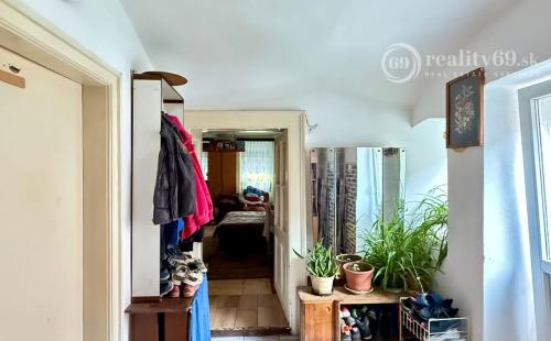 MAĎARSKO - GONC 2 IZBOVÝ RD S POZEMKOM 700 M2 