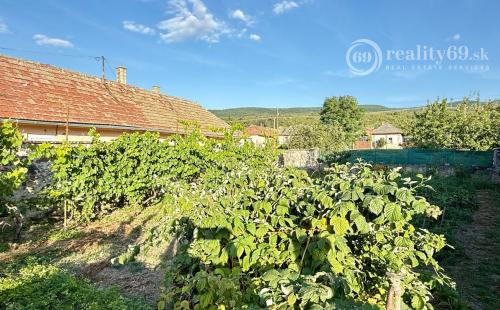 MAĎARSKO - GONC 2 IZBOVÝ RD S POZEMKOM 700 M2 