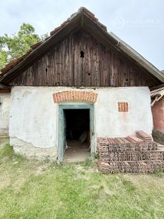 MAĎARSKO - SAJÓKERSZTÚR 2 X VINNÁ PIVNICA 50M2.