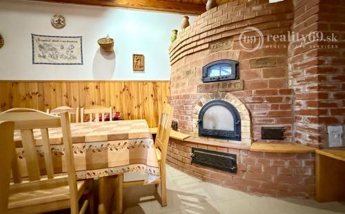 MAĎARSKO - GONC TOP PENZIÓN BLÍZKO SLOVENSKÝCH HRANÍC, VÝBORNÁ INVESTÍCIA.