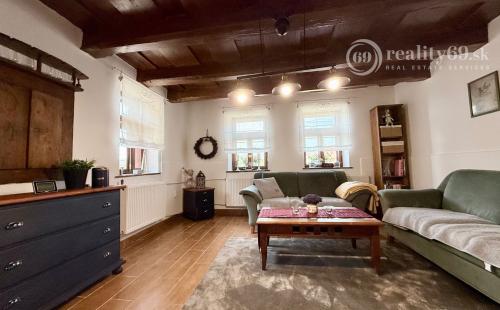 MAĎARSKO - TORNASZENTANDRÁS LUXUSNÁ CHALUPA PO REKONŠTRUKCII.