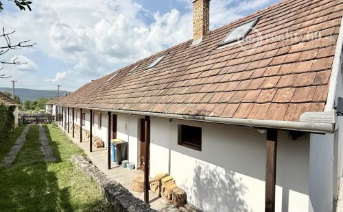 MAĎARSKO - TORNASZENTANDRÁS LUXUSNÁ CHALUPA PO REKONŠTRUKCII.