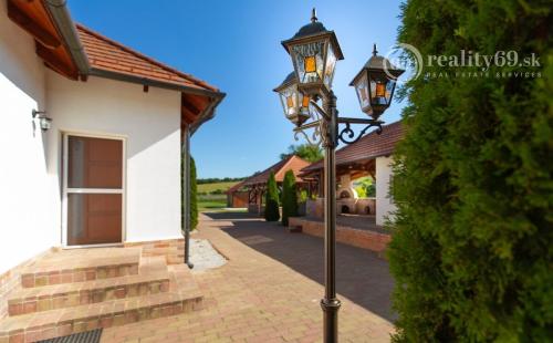 MAĎARSKO - MESZES TOP PENZIÓN BLÍZKO JAZERA, VÝBORNÁ INVESTÍCIA.