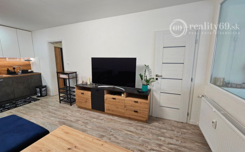 KARPATSKÁ - 2 IZBOVÝ BYT ZARIADENÝ IHNEĎ K DISPOZÍCII