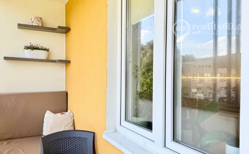 JAZERO - IRKUTSKÁ 4 IZBOVÝ BYT 71 M2, NOVÁ DISPOZÍCIA, LODŽIA A PIVNICA.