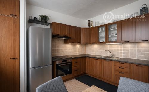 TERASA - POVAŽSKÁ 58 M2 - VEĽKÝ 2 IZBOVÝ BYT TOP INVESTÍCIA!