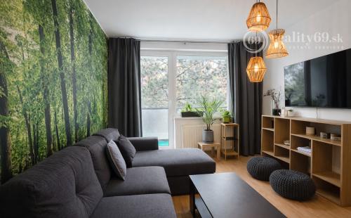 TERASA - POVAŽSKÁ 58 M2 - VEĽKÝ 2 IZBOVÝ BYT TOP INVESTÍCIA!