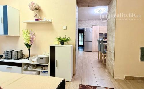 VEĽKÁ IDA 3 IZBOVÝ RD PO KOMPLETNEJ VNÚTORNEJ REKONŠTRUKCII