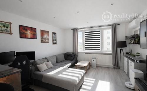 ŤAHANOVCE - BUKUREŠŤSKÁ 3 IZBOVÝ BYT PO REKONŠTRUKCII 64 M2