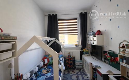 ŤAHANOVCE - BUKUREŠŤSKÁ 3 IZBOVÝ BYT PO REKONŠTRUKCII 64 M2