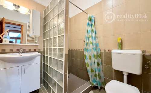 MAĎARSKO - GONC PENZIÓN VHODNÝ AJ NA BÝVANIE V  BLÍZKOSTI SLOVENSKÝCH HRANÍC, VÝBORNÁ INVESTÍCIA.