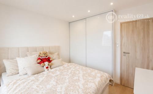 JAZERO - LUXUSNÝ 3 IZBOVÝ BYT PRE NÁROČNÉHO KUPUJÚCEHO