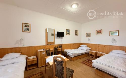 MAĎARSKO - GONC PENZIÓN VHODNÝ AJ NA BÝVANIE V  BLÍZKOSTI SLOVENSKÝCH HRANÍC, VÝBORNÁ INVESTÍCIA.